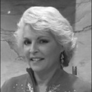 Meet your Posher, Lucia